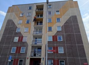 Oprava a nátěr panelového domu Pardubice