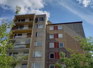 Oprava a nátěr panelového domu Pardubice