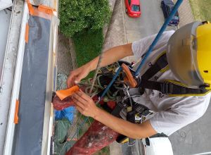 Oprava a nátěr panelového domu Pardubice