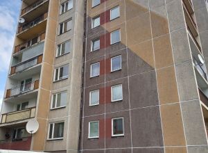 Oprava a nátěr panelového domu Pardubice