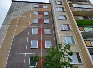 Oprava a nátěr panelového domu Pardubice