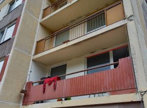 Oprava a nátěr panelového domu Pardubice