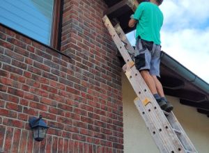 Broušení krovu a čištění dlažby u rodinného domu Pardubice