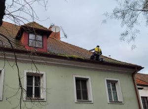 Čištění žlabů Pardubice