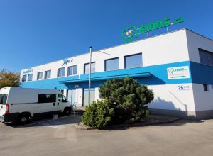 Tlakové mytí, zahubení mikroorganismů, preventivní nátěr fasády Multi Fas Pardubice 