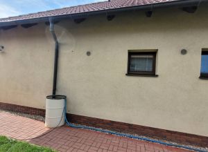 Vysokotlaké čištění, algicidní přípravky na dlažbu a fasádu Chvaletice