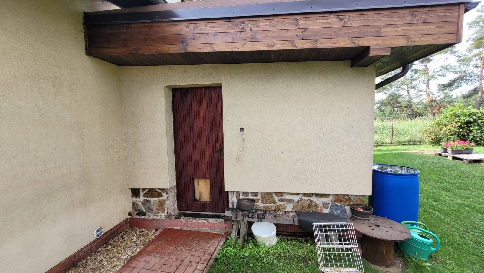 Vysokotlaké čištění, algicidní přípravky na dlažbu a fasádu Chvaletice