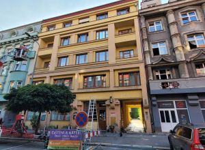 Vysokotlaké čištění, zahubení mikroorganismů, hydrofobní ochrana Hotel Staré časy Pardubice